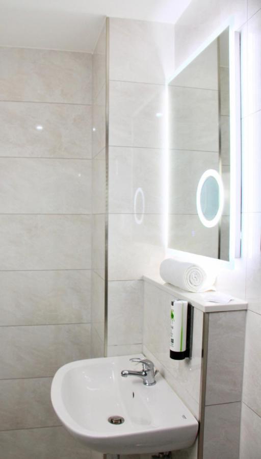 Parkhotel Viktoria Фелтен Екстериор снимка