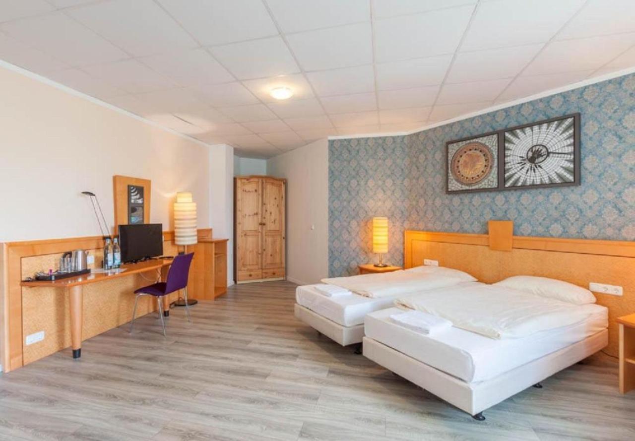 Parkhotel Viktoria Фелтен Стая снимка
